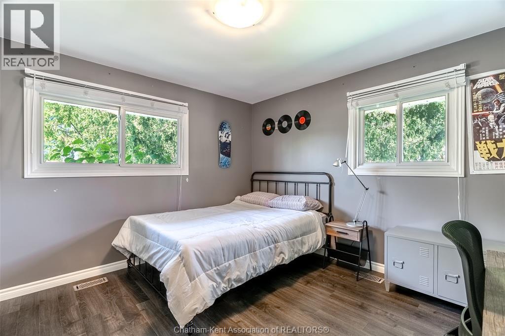71 Mcfarlane Avenue, Chatham, ON - Indoor Photo Showing Bedroom