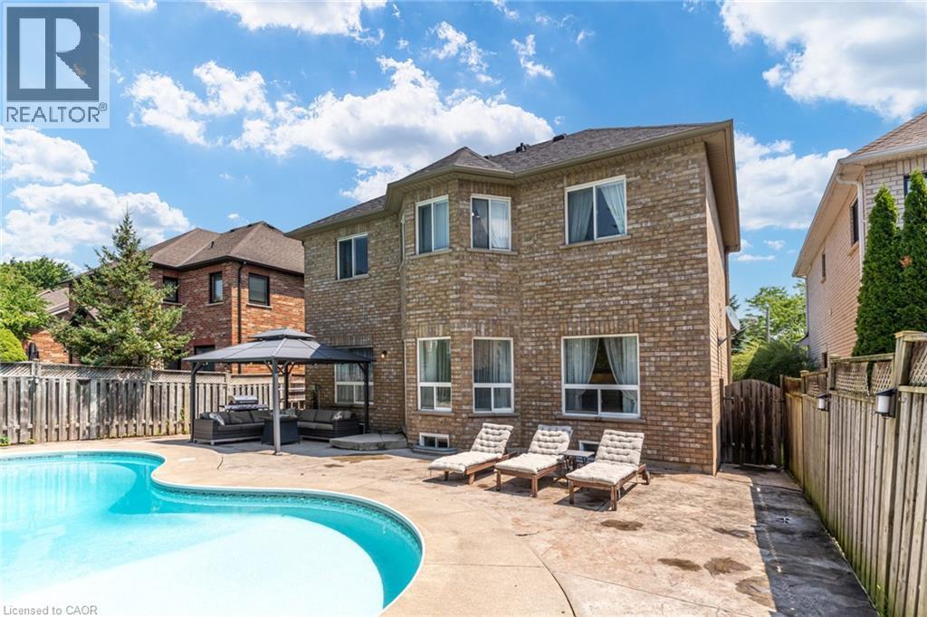 90 Davidson Boulevard, Dundas, ON - Outdoor With In Ground Pool With Deck Patio Veranda