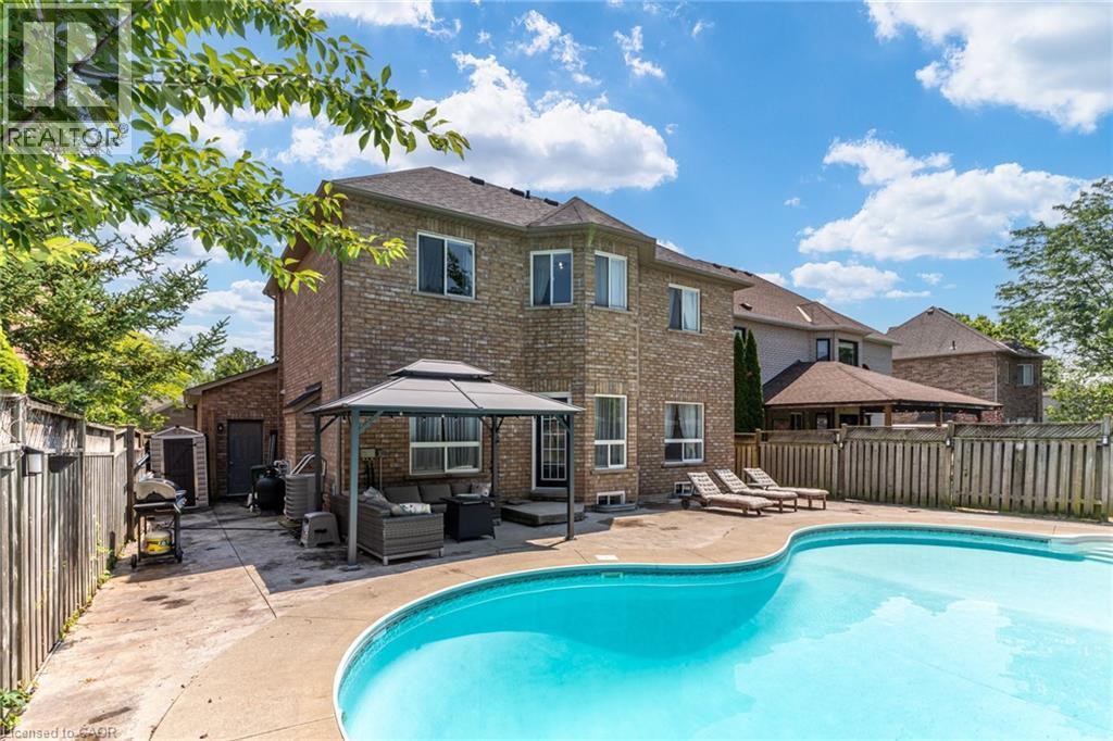 90 Davidson Boulevard, Dundas, ON - Outdoor With In Ground Pool With Deck Patio Veranda