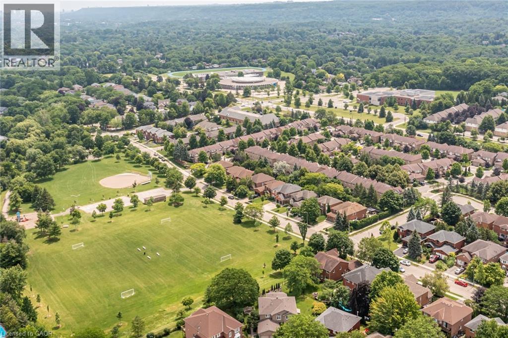 90 Davidson Boulevard, Dundas, ON - Outdoor With View
