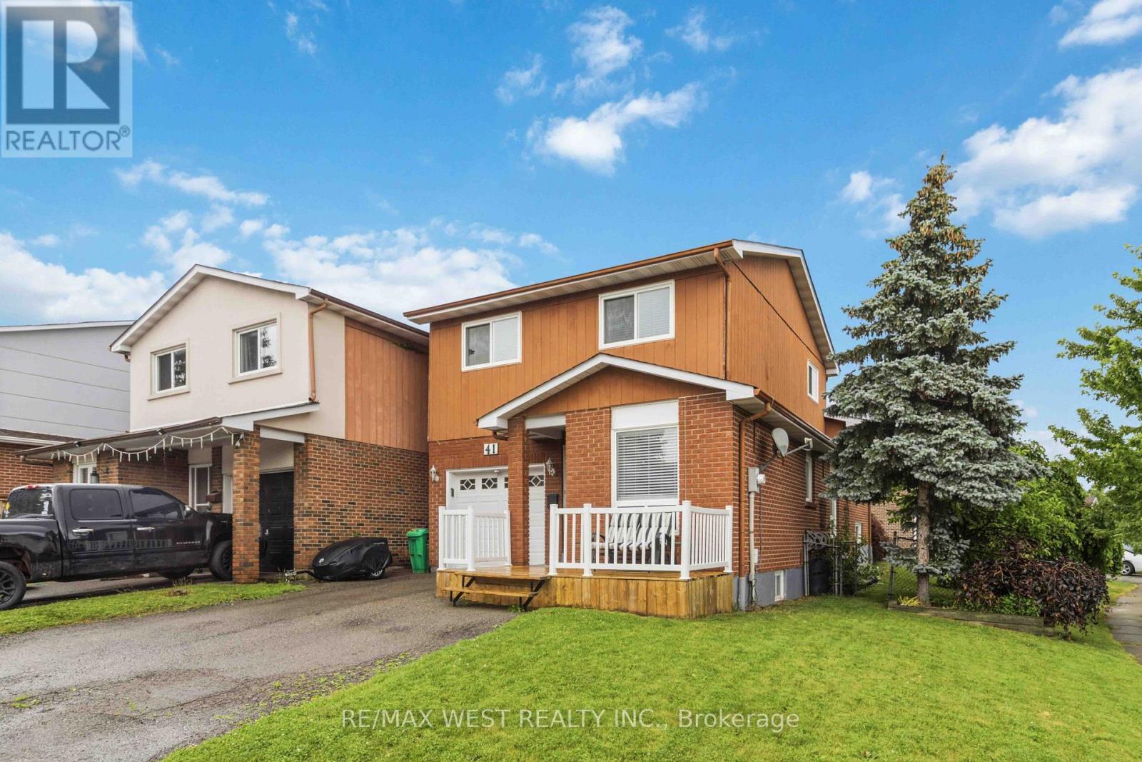 41 Winterfold Dr Drive, Brampton, ON