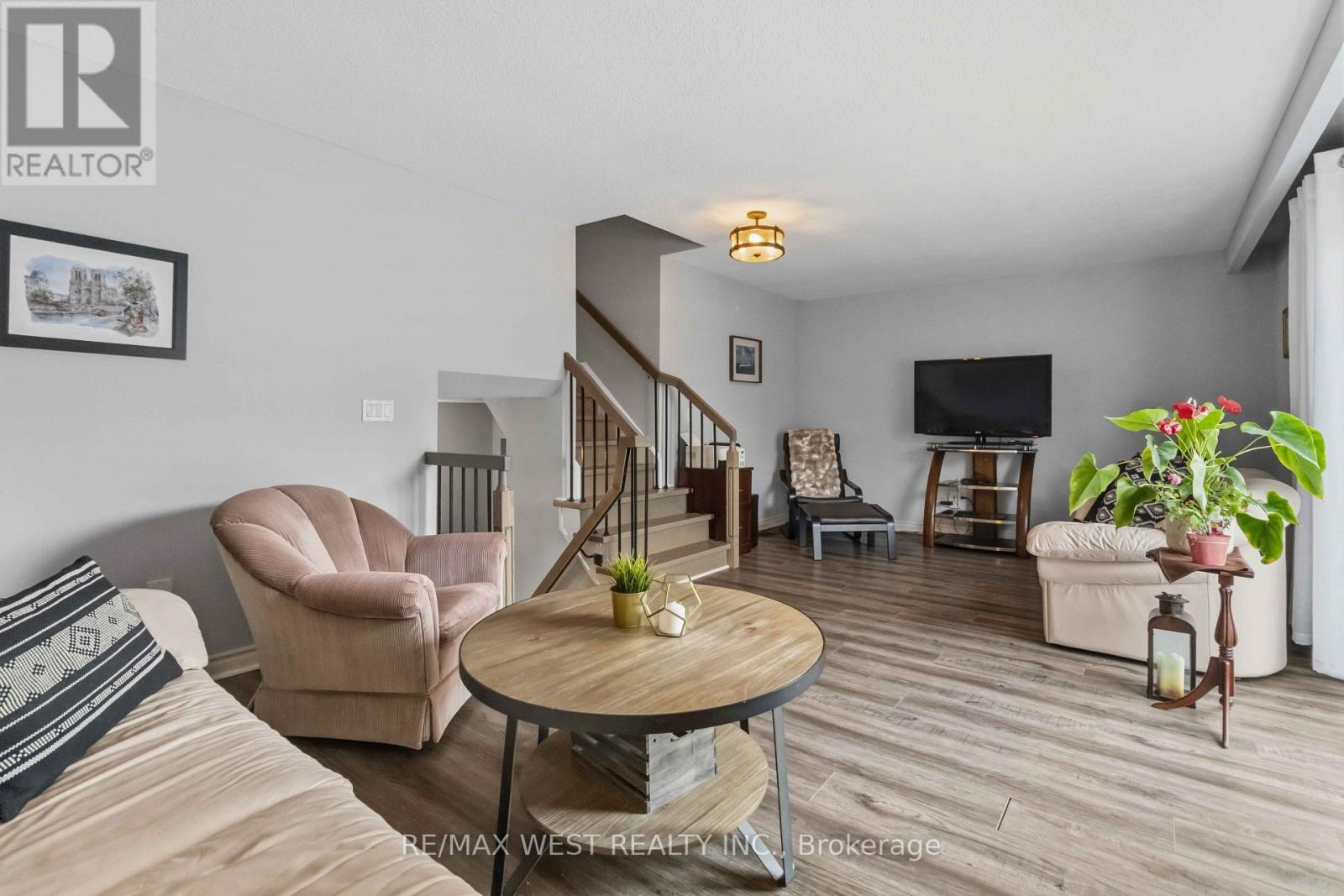 41 Winterfold Dr Drive, Brampton, ON