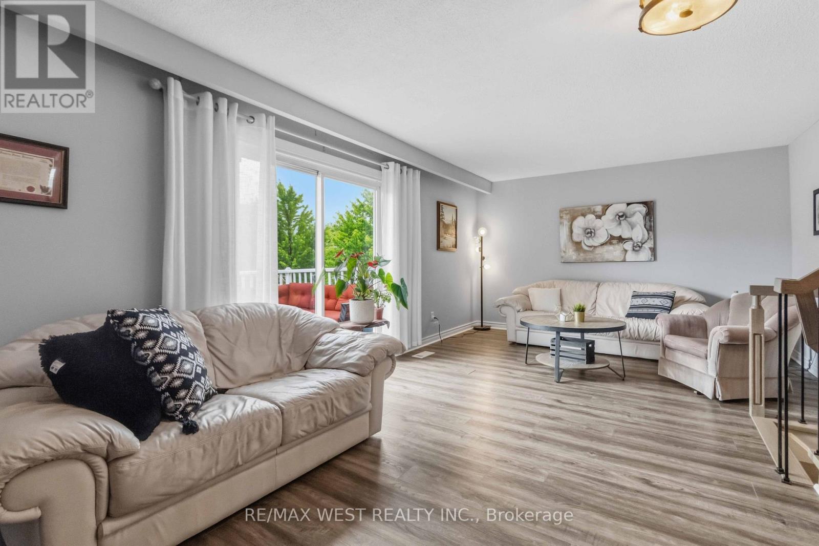 41 Winterfold Dr Drive, Brampton, ON