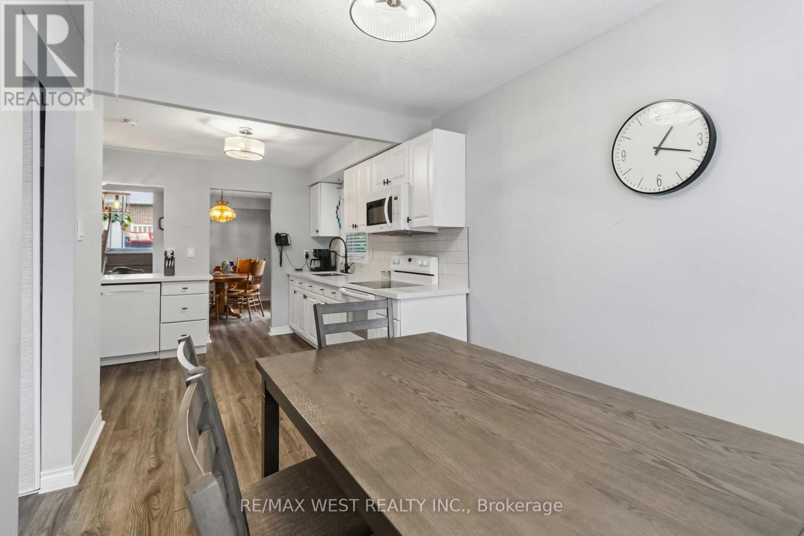 41 Winterfold Dr Drive, Brampton, ON