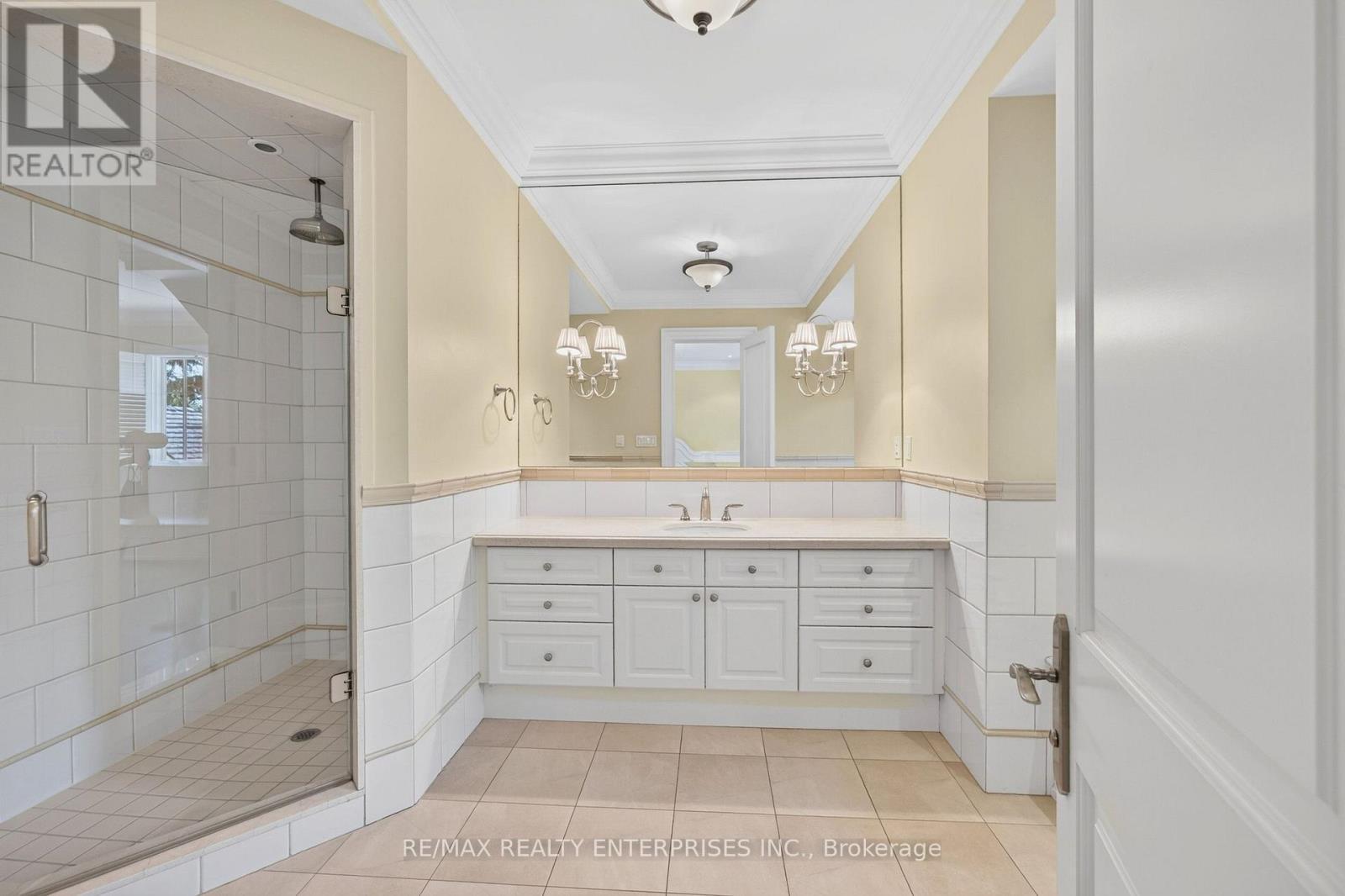 1396 Crescent Road, Mississauga, ON