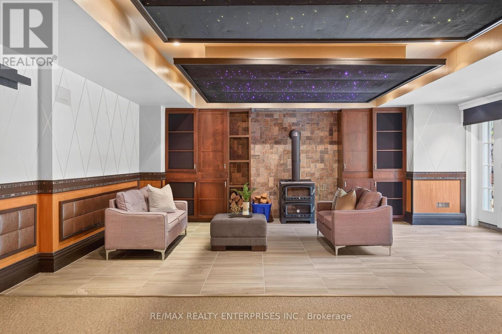 1396 Crescent Road, Mississauga, ON