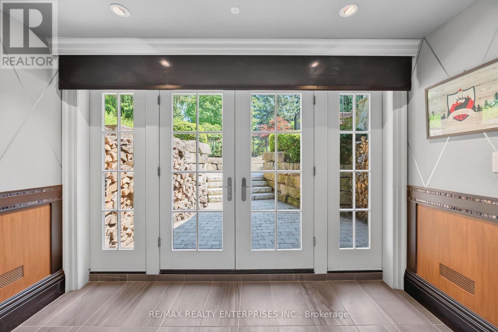 1396 Crescent Road, Mississauga, ON