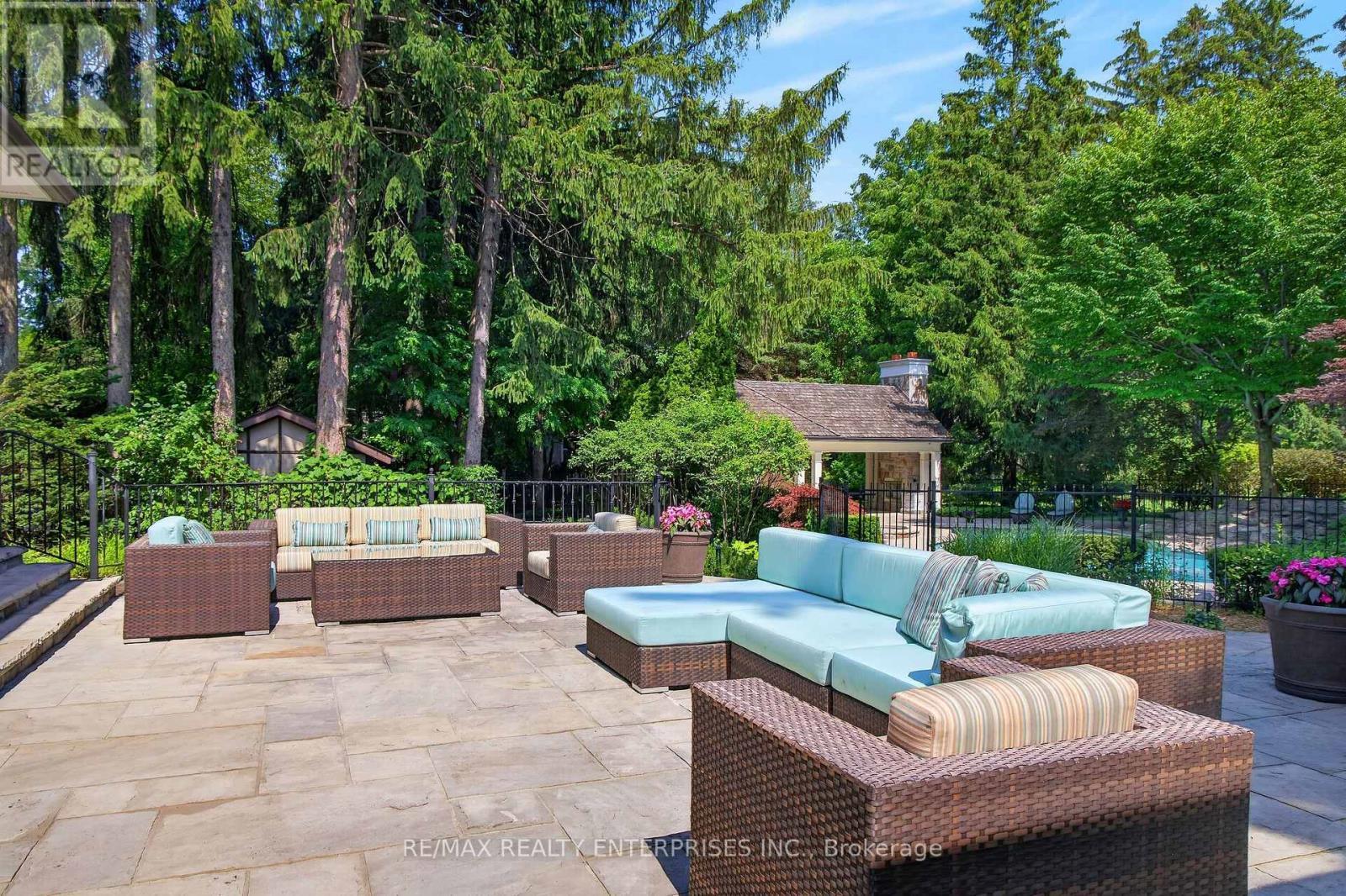 1396 Crescent Road, Mississauga, ON