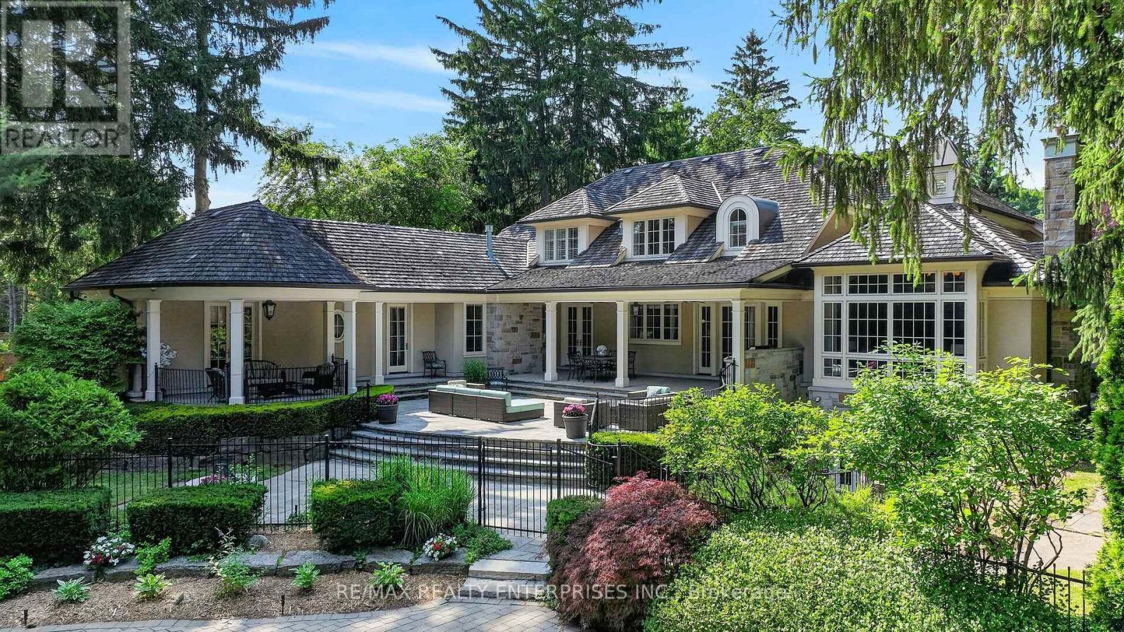 1396 Crescent Road, Mississauga, ON