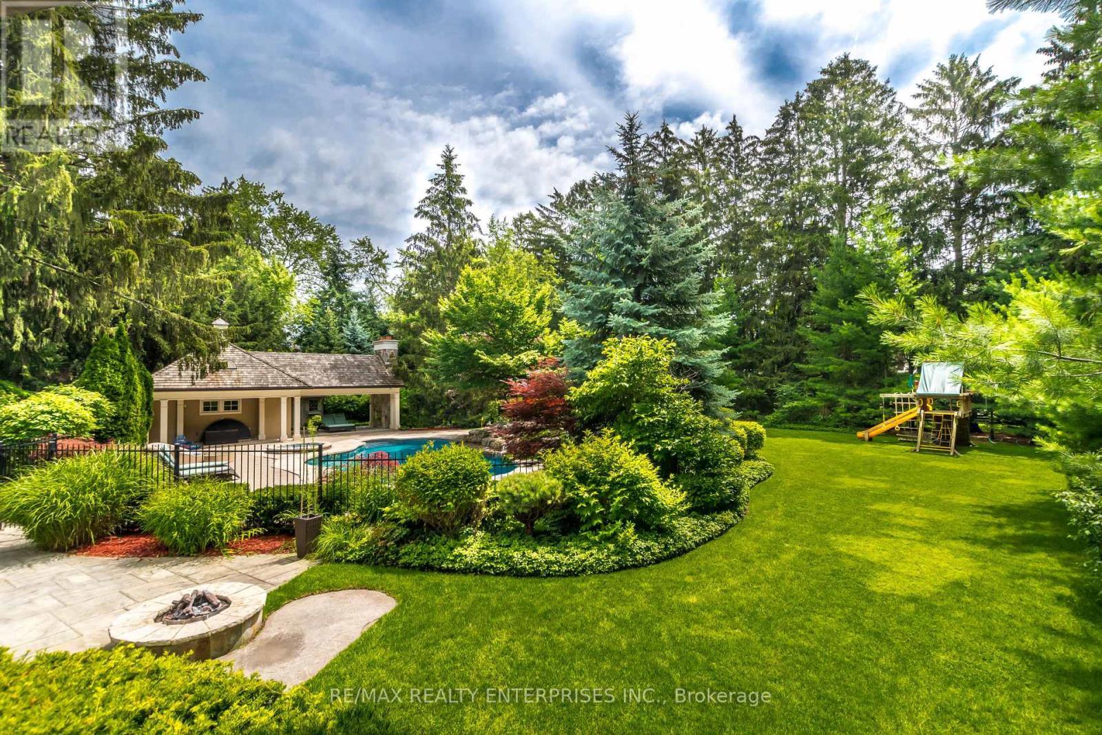 1396 Crescent Road, Mississauga, ON