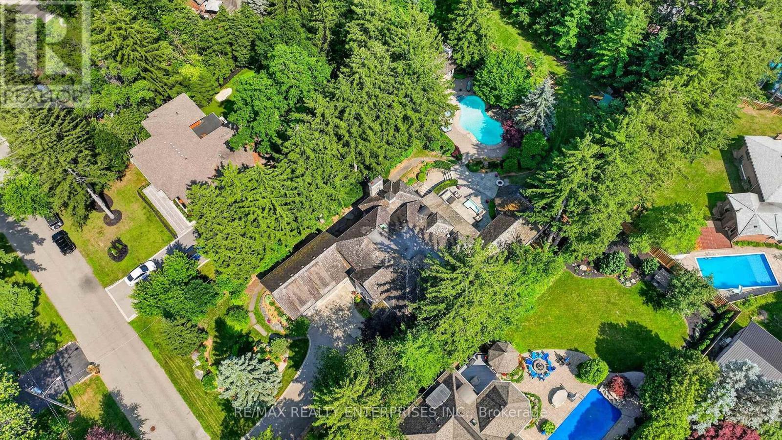 1396 Crescent Road, Mississauga, ON