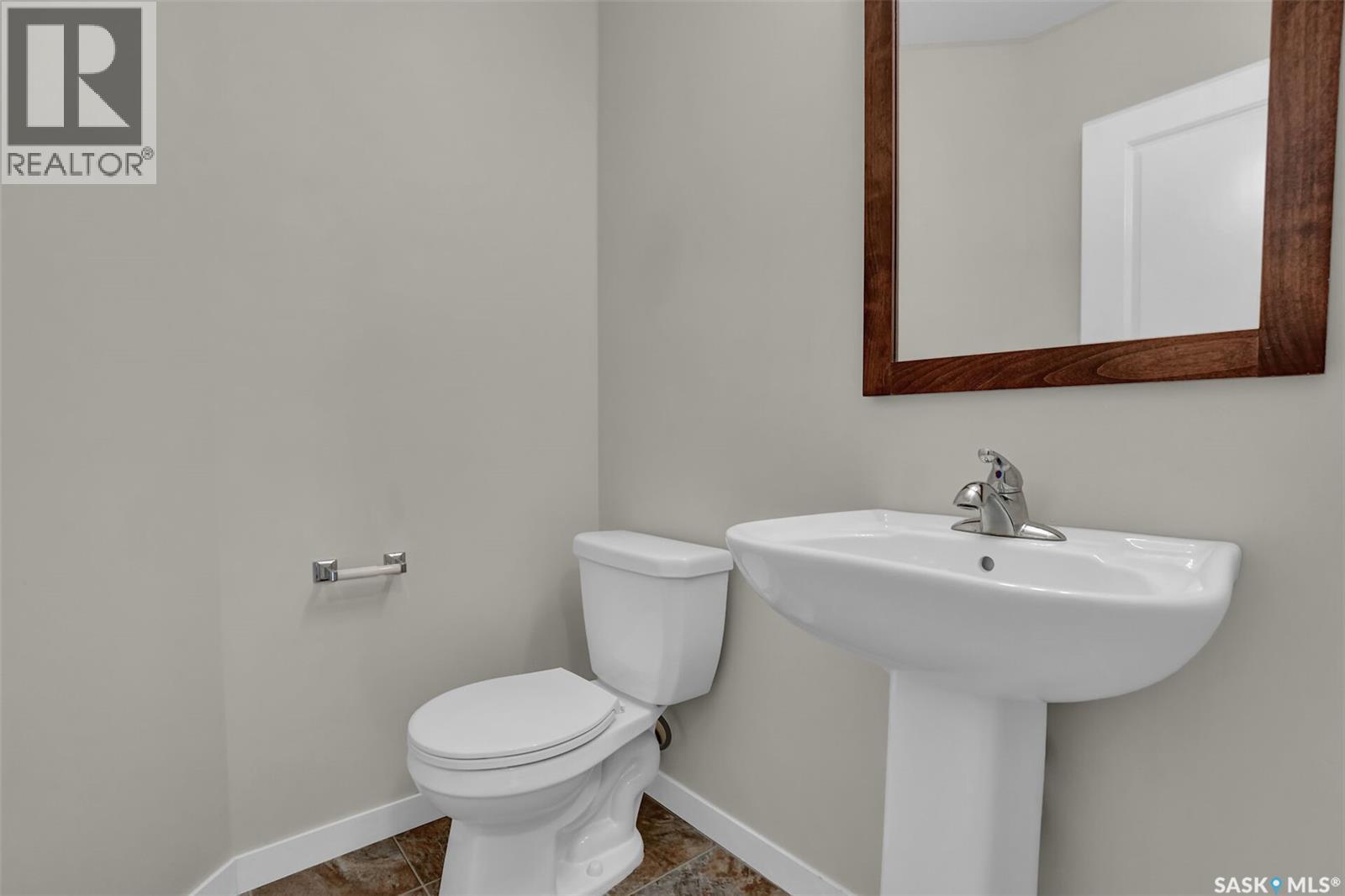 42 5655 Aerodrome Road, Regina, SK