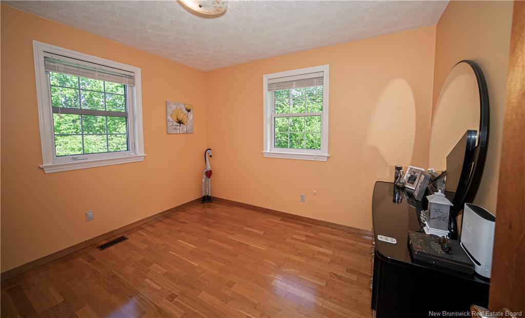 29 Trail Dr, Island View, NB