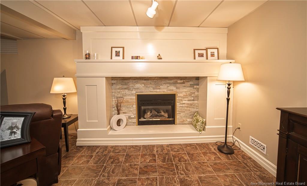 29 Trail Dr, Island View, NB