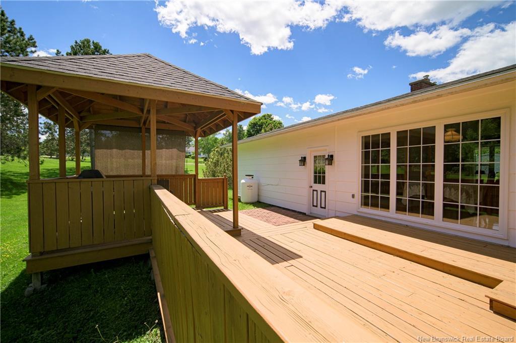 29 Trail Dr, Island View, NB
