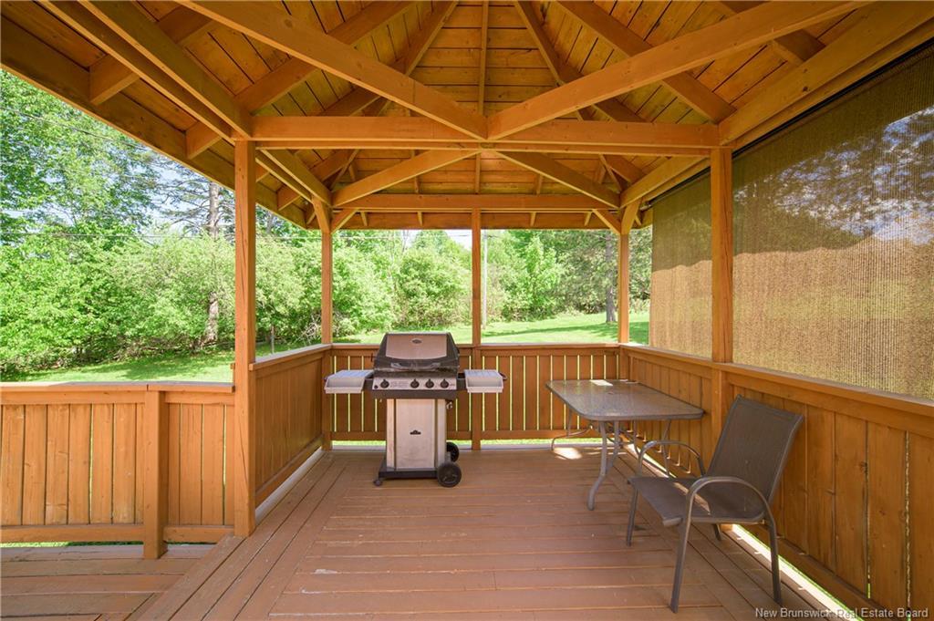 29 Trail Dr, Island View, NB