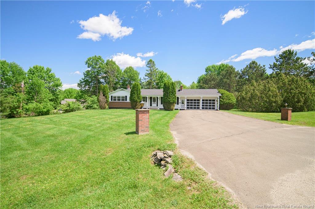 29 Trail Dr, Island View, NB