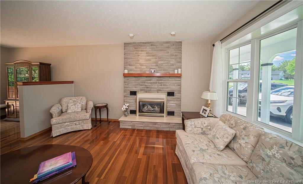 29 Trail Dr, Island View, NB