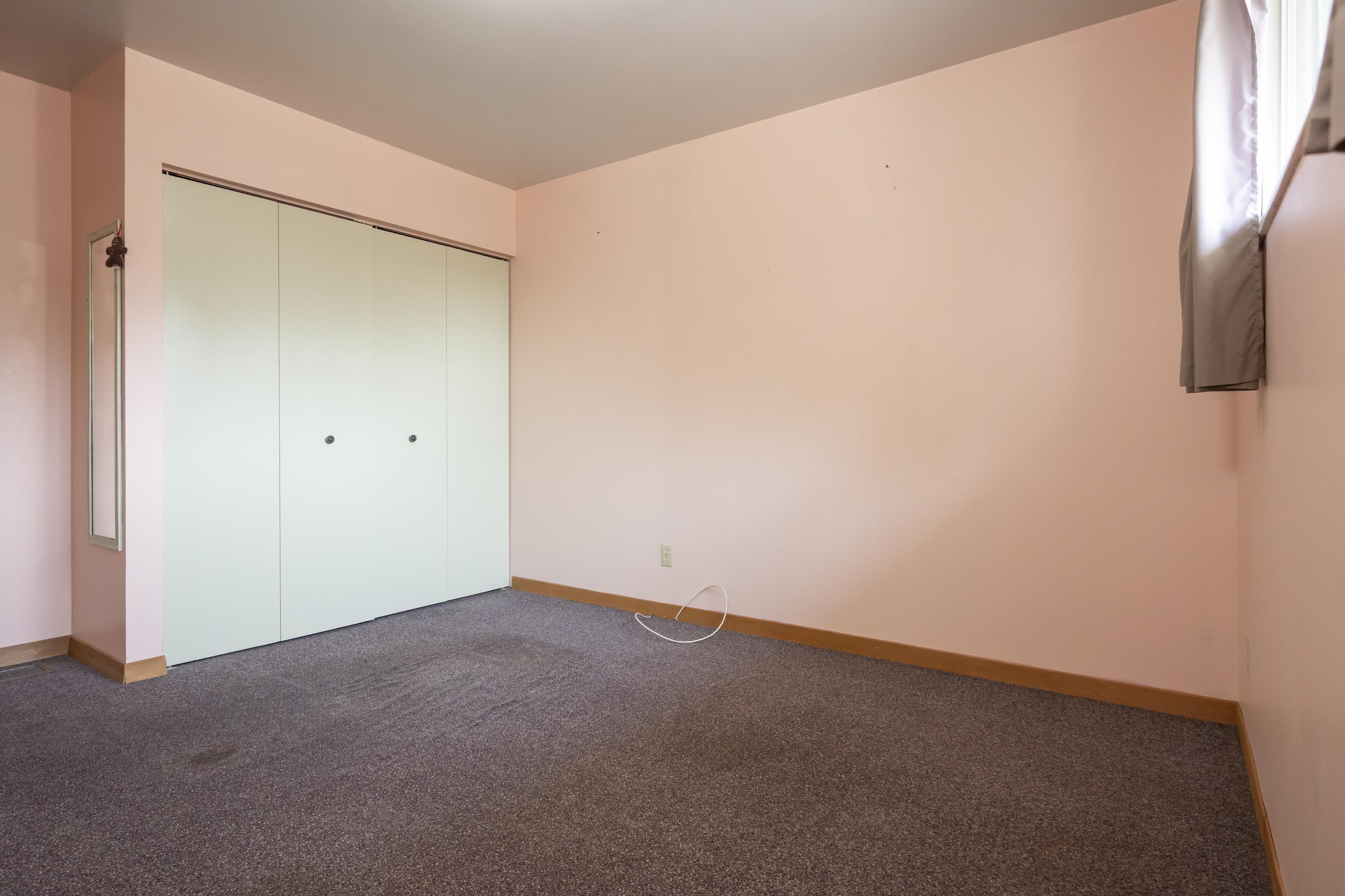 40 Lawrence Ave, Thunder Bay, ON - Indoor Photo Showing Other Room