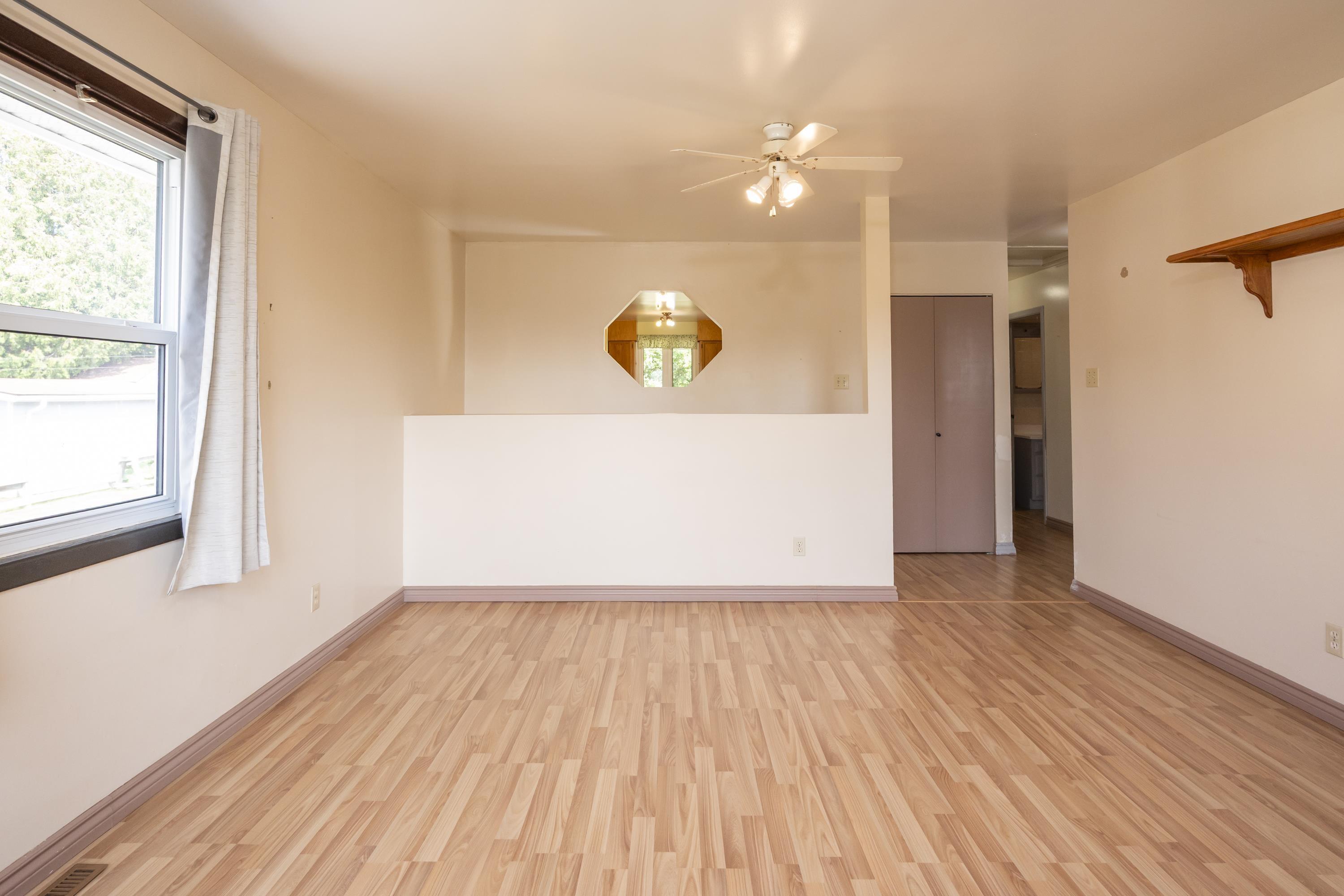 40 Lawrence Ave, Thunder Bay, ON - Indoor Photo Showing Other Room