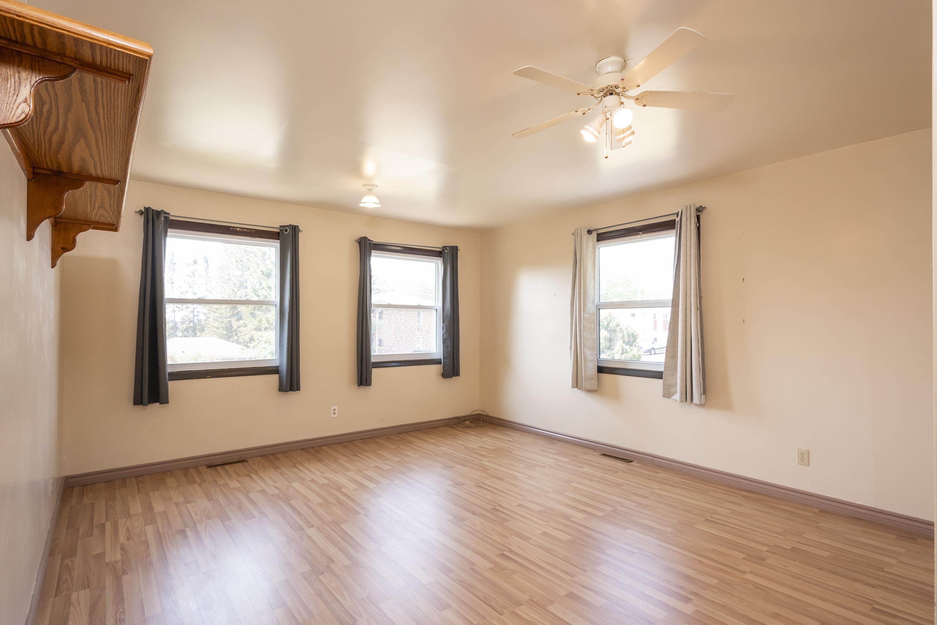 40 Lawrence Ave, Thunder Bay, ON - Indoor Photo Showing Other Room