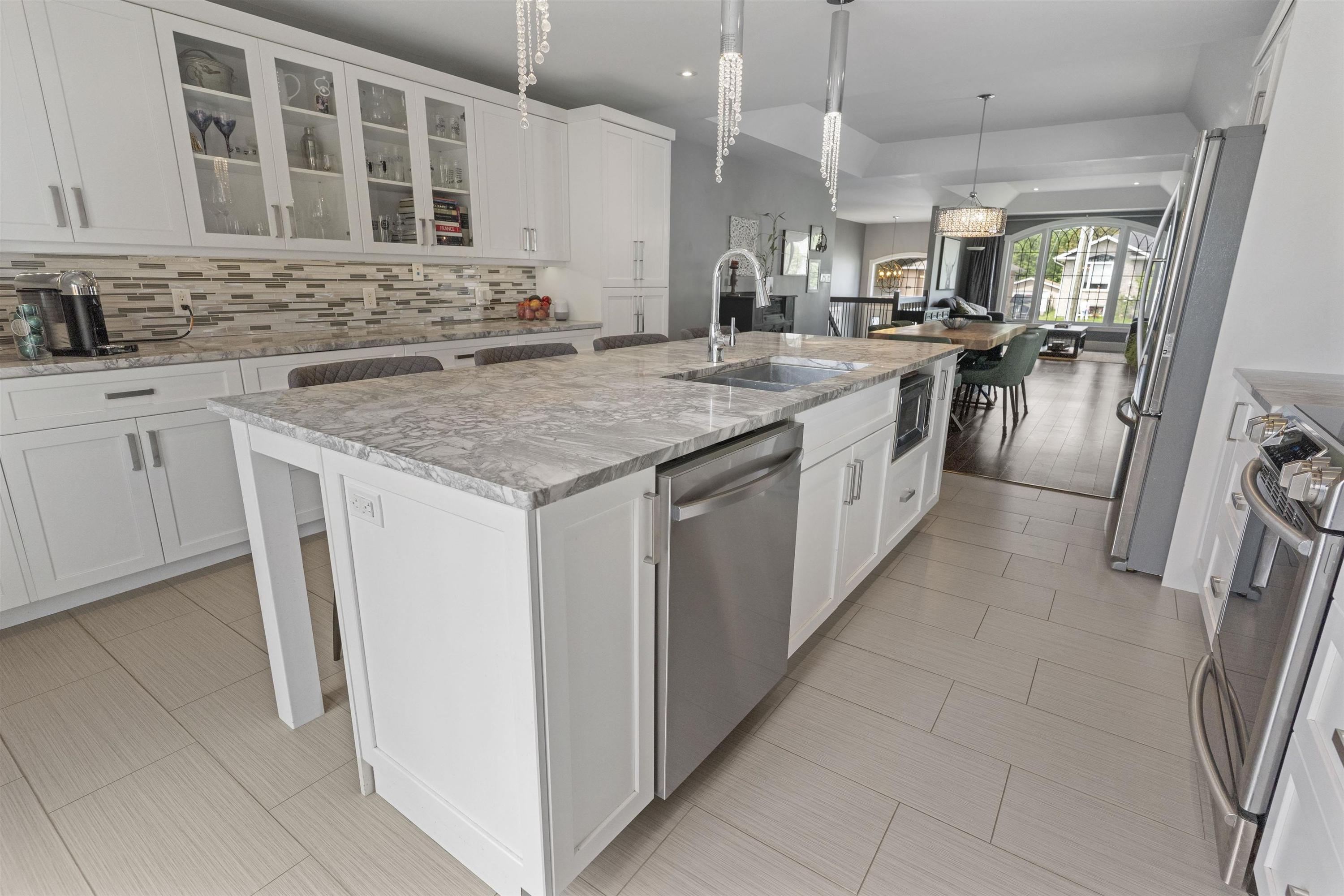 740 Woodcrest Rd, Thunder Bay, ON