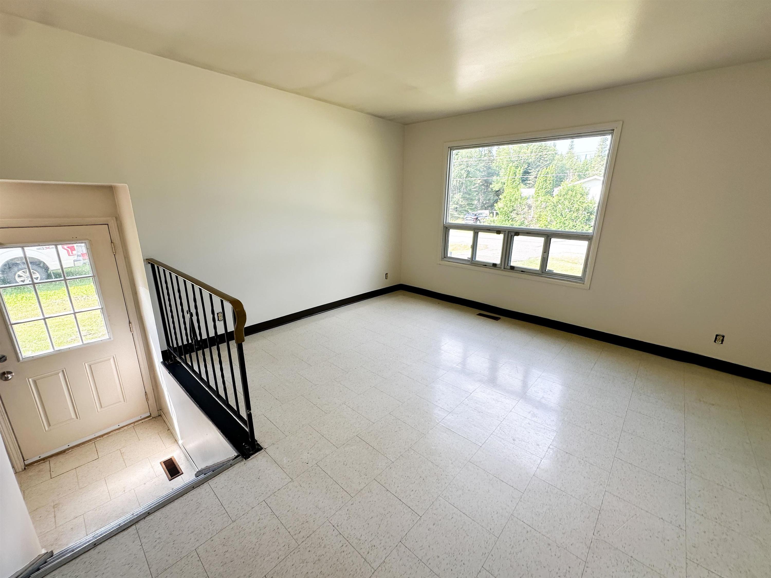 78/80 Birch Drive, Ear Falls, ON