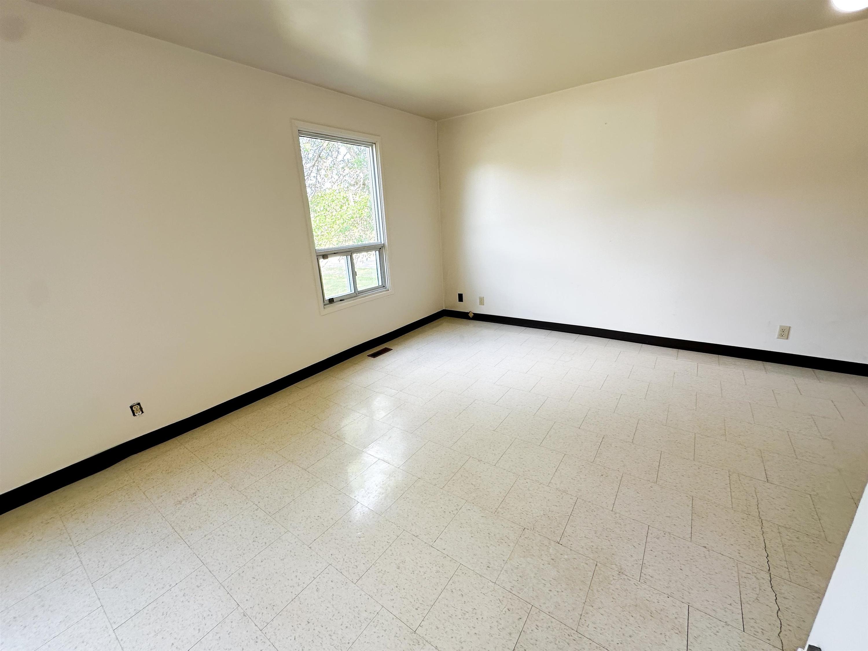 78/80 Birch Drive, Ear Falls, ON