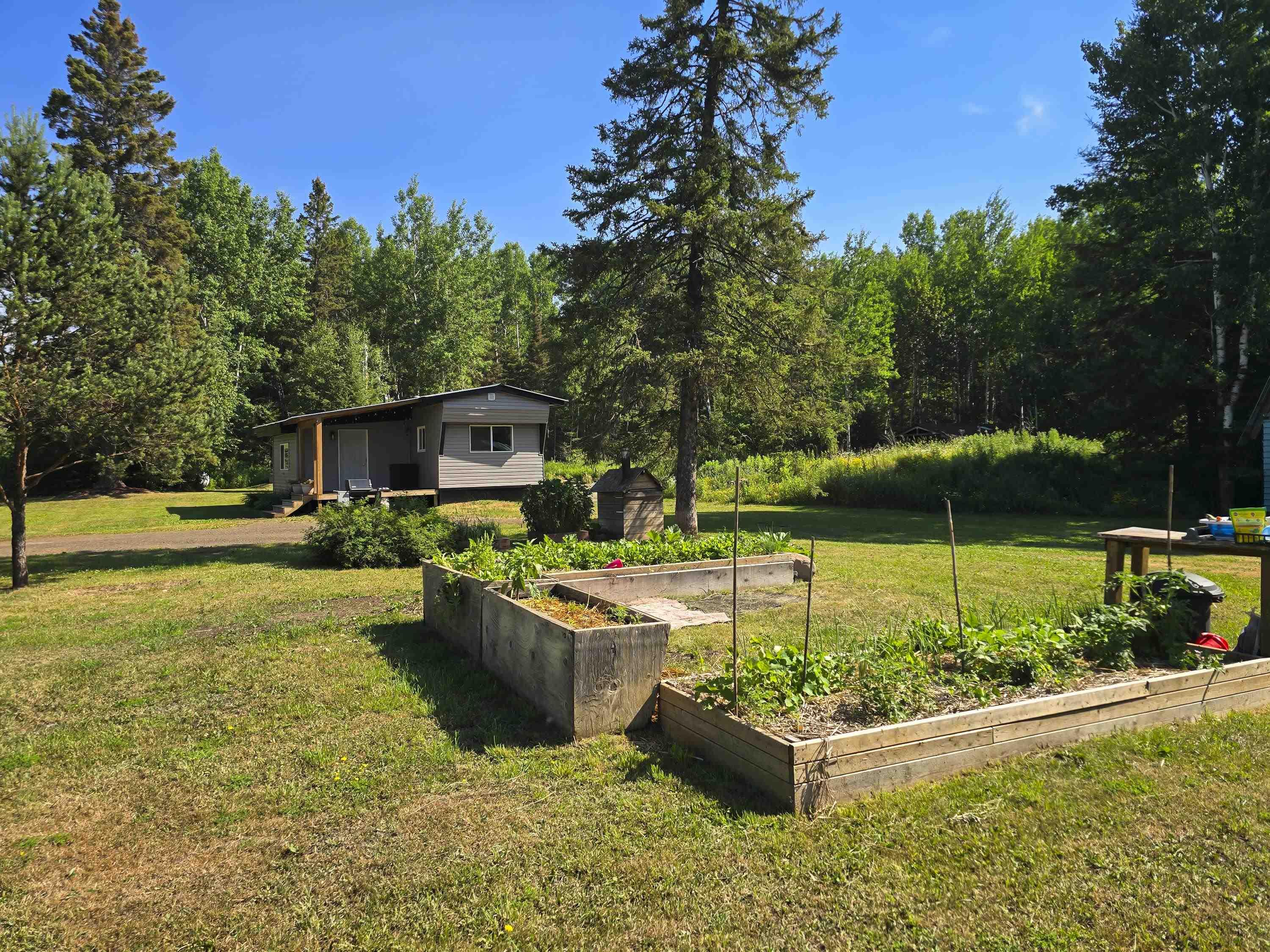 20 Union School Road S, Neebing, ON - Outdoor