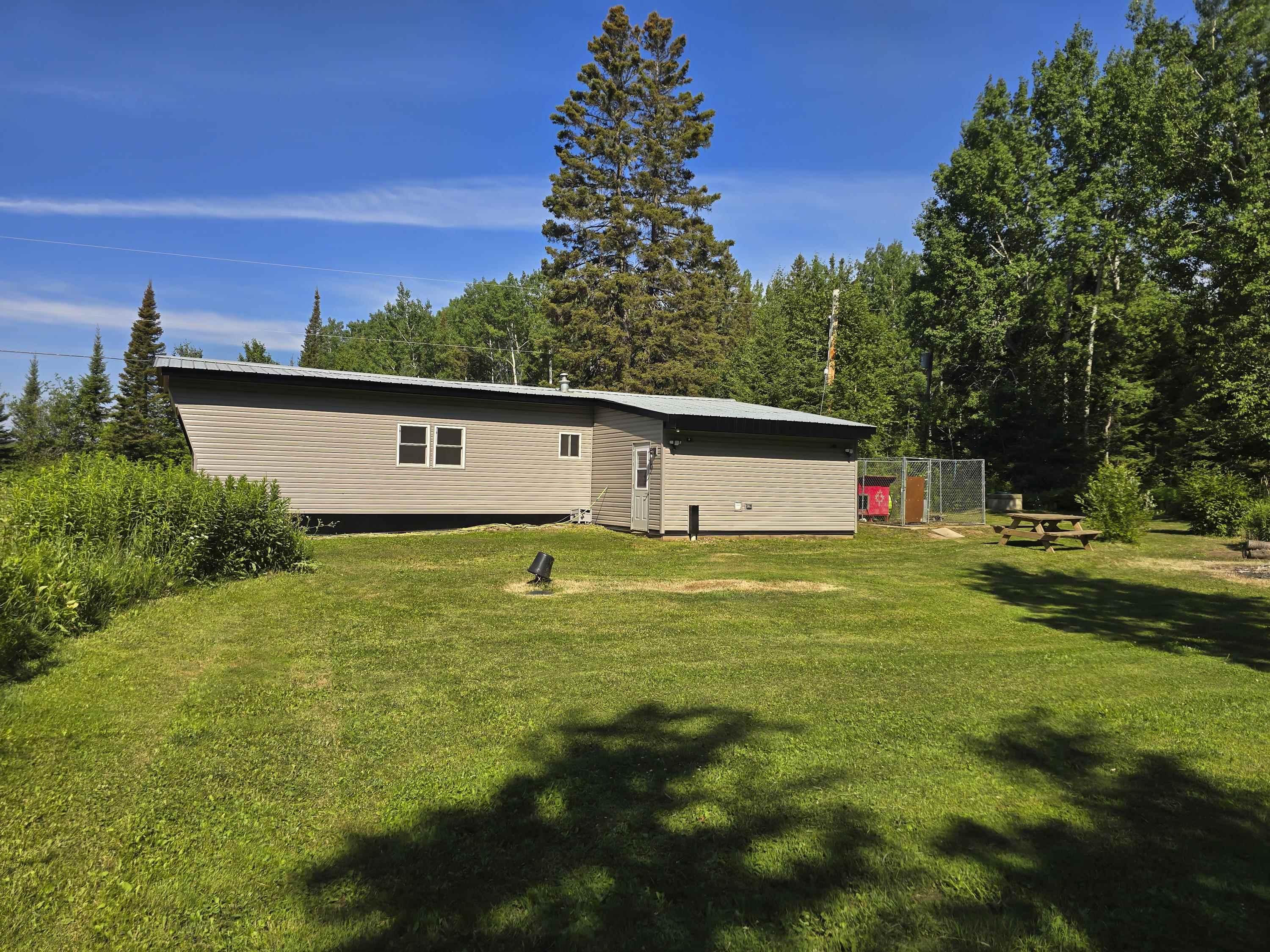 20 Union School Road S, Neebing, ON - Outdoor