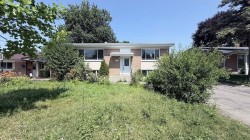 4367 Rue Alain Montréal (Pierrefonds-Roxboro), QC H9H 2R9