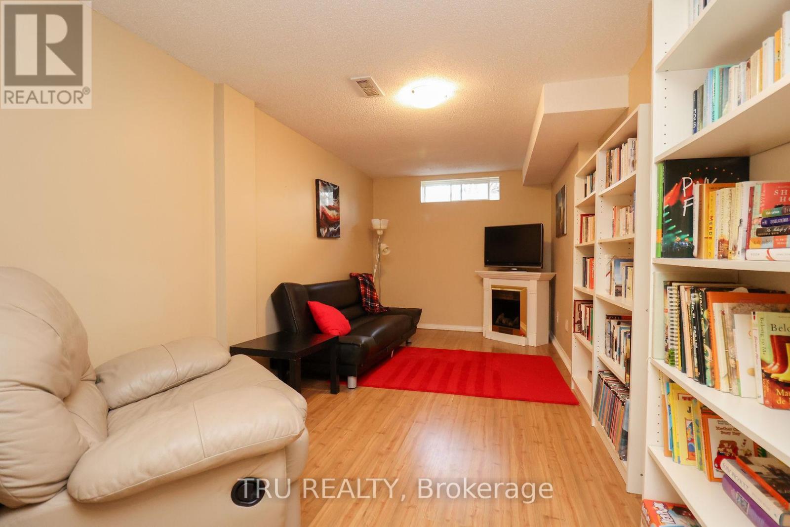 186 Daventry Crescent, Ottawa, ON - Indoor