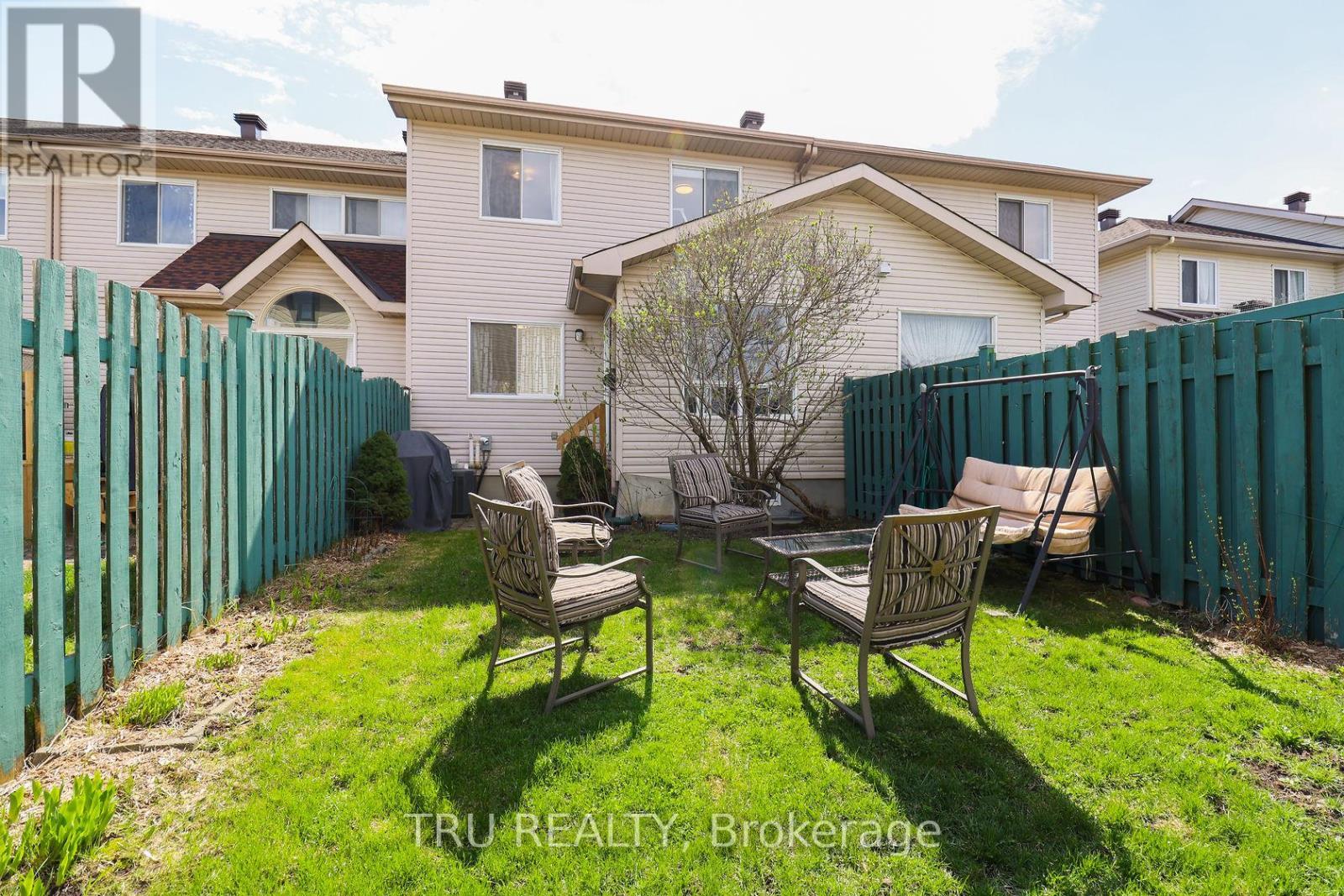 186 Daventry Crescent, Ottawa, ON - Outdoor