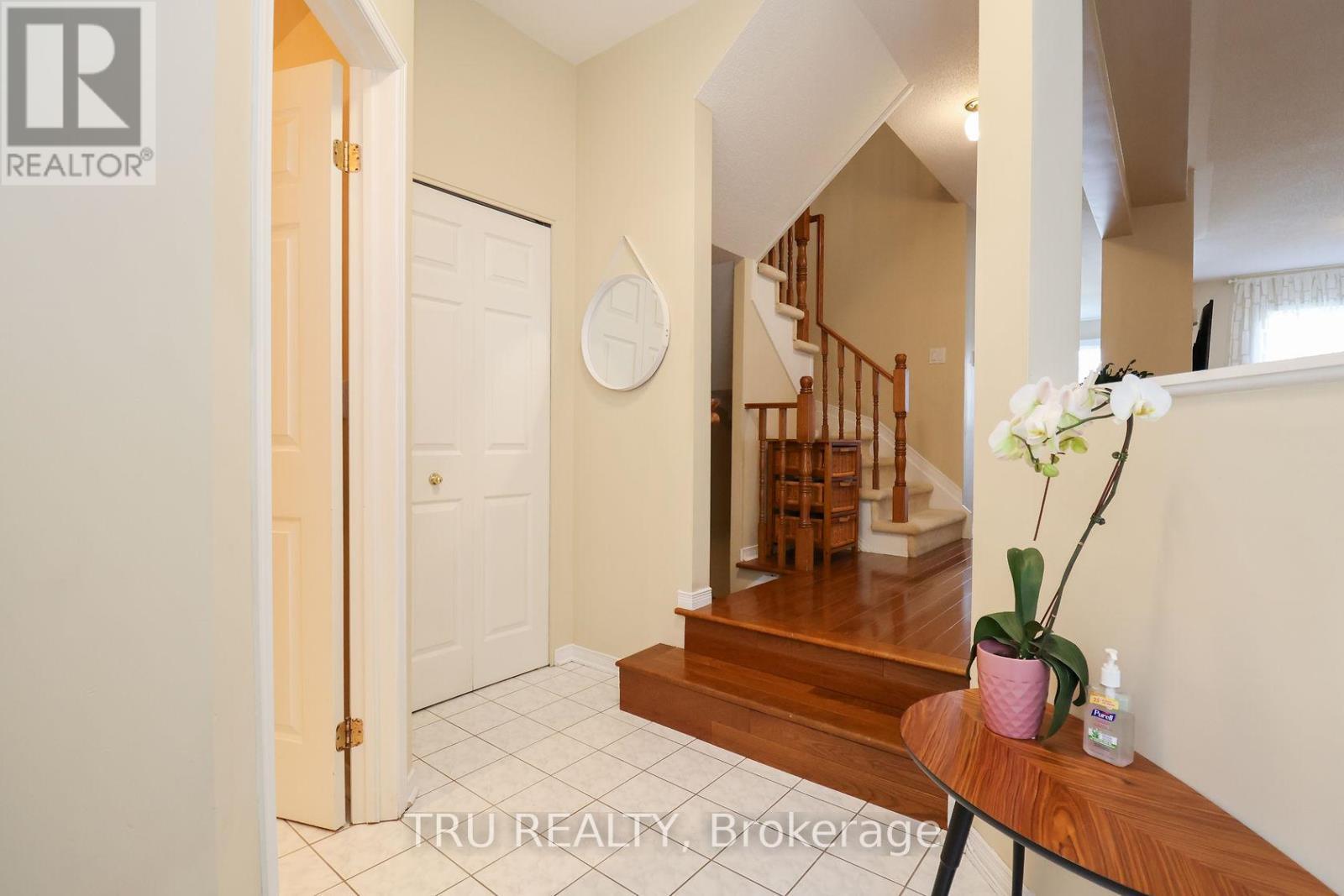 186 Daventry Crescent, Ottawa, ON - Indoor Photo Showing Other Room