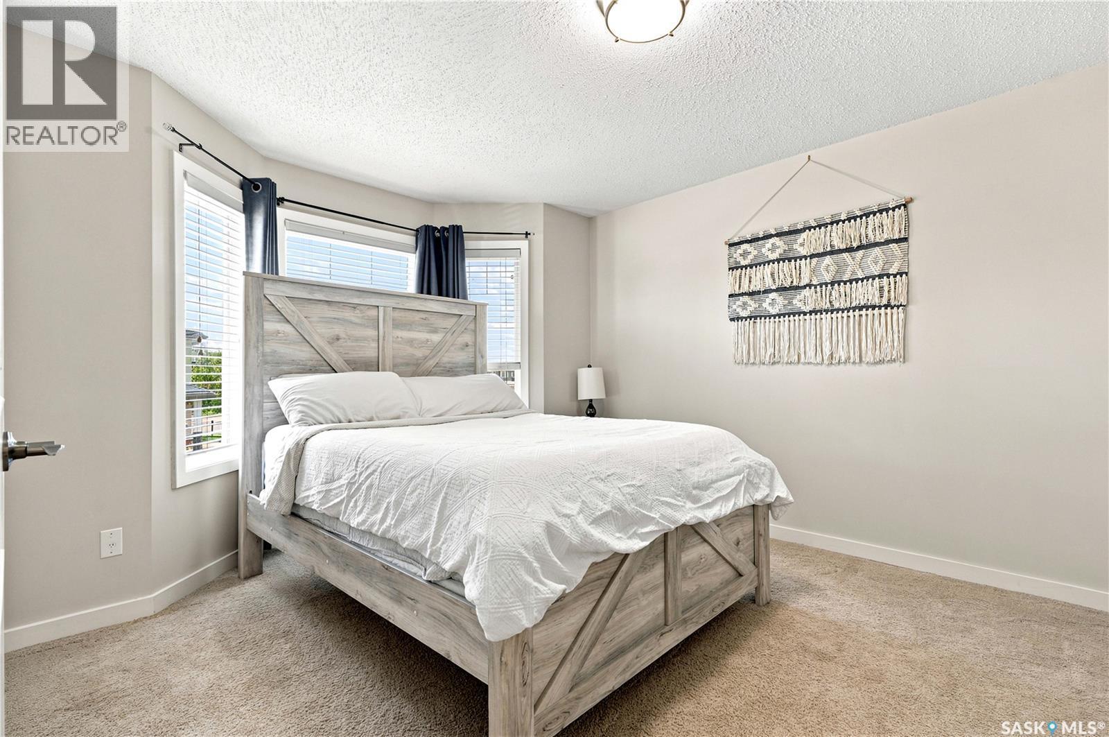 163 135 Ashworth Crescent, Saskatoon, SK - Indoor Photo Showing Bedroom