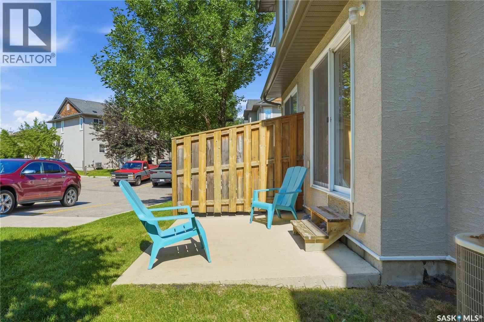 163 135 Ashworth Crescent, Saskatoon, SK - Outdoor