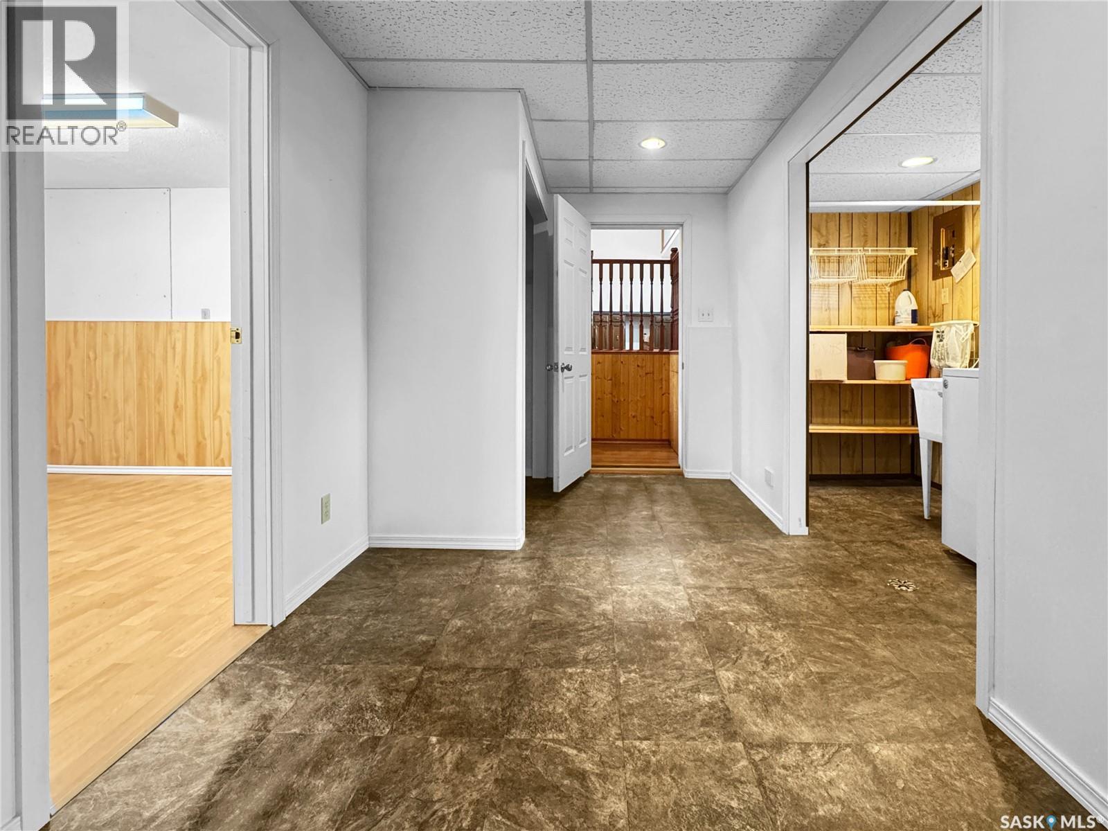 207 3Rd Avenue E, Scott, SK - Indoor Photo Showing Other Room