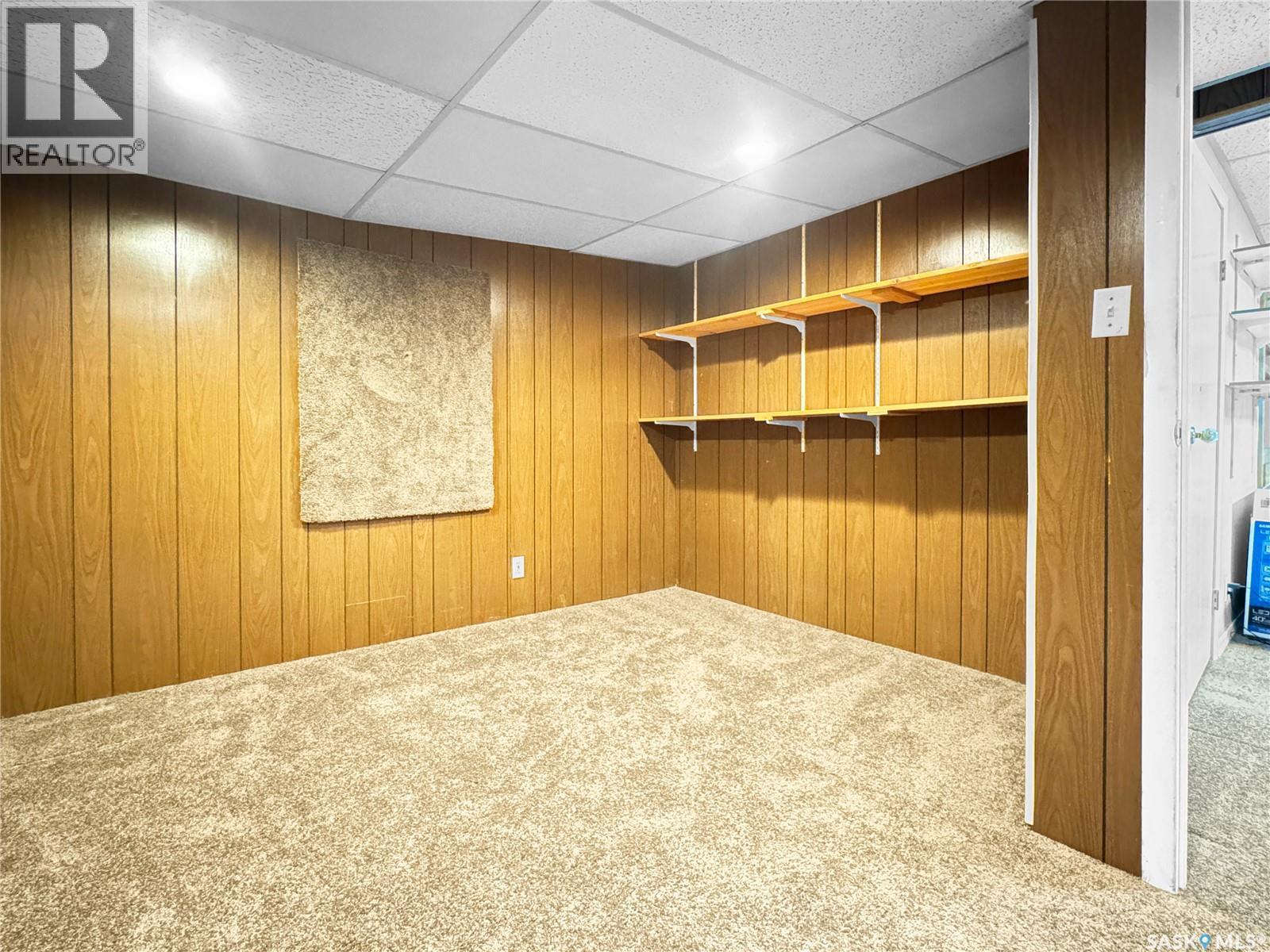 207 3Rd Avenue E, Scott, SK - Indoor