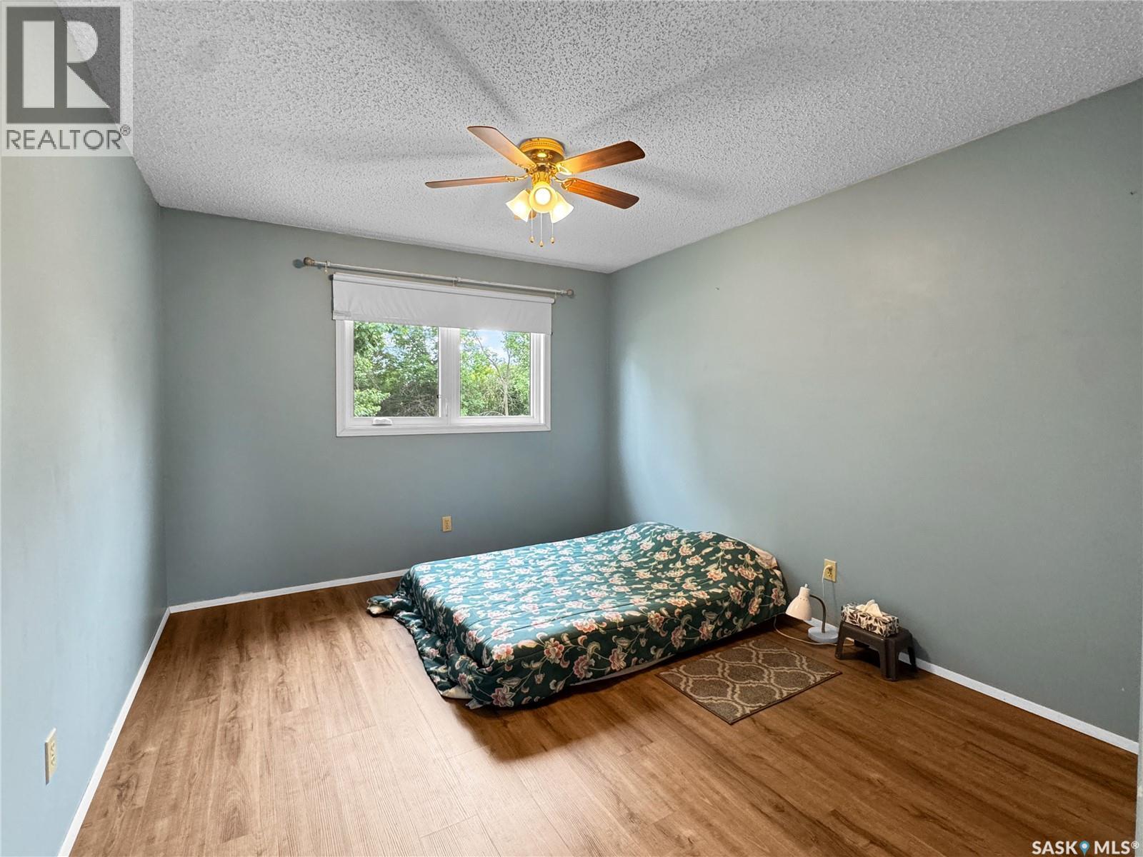 207 3Rd Avenue E, Scott, SK - Indoor Photo Showing Bedroom