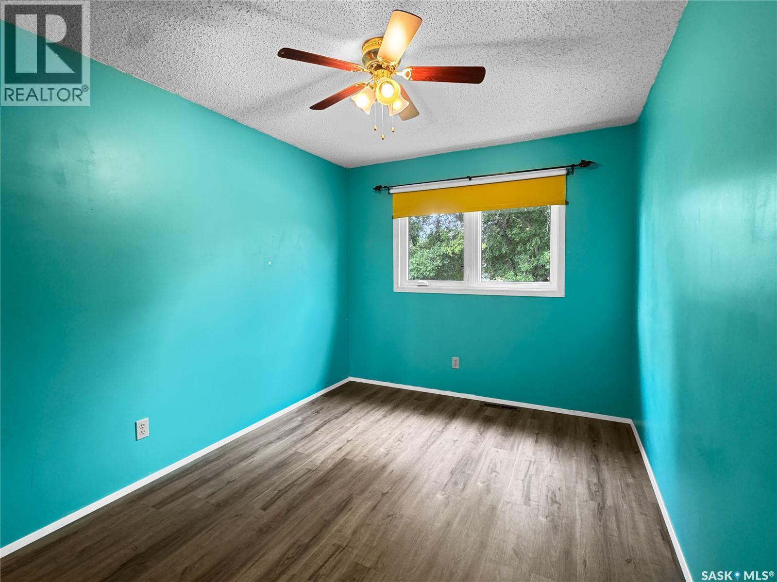 207 3Rd Avenue E, Scott, SK - Indoor Photo Showing Other Room