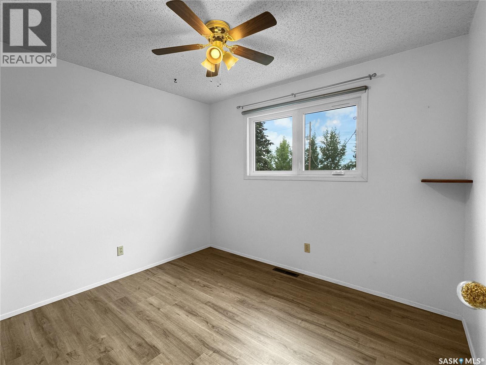 207 3Rd Avenue E, Scott, SK - Indoor Photo Showing Other Room