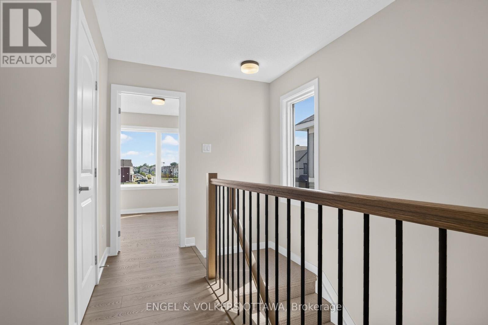 728 Haflinger Row, Ottawa, ON - Indoor Photo Showing Other Room