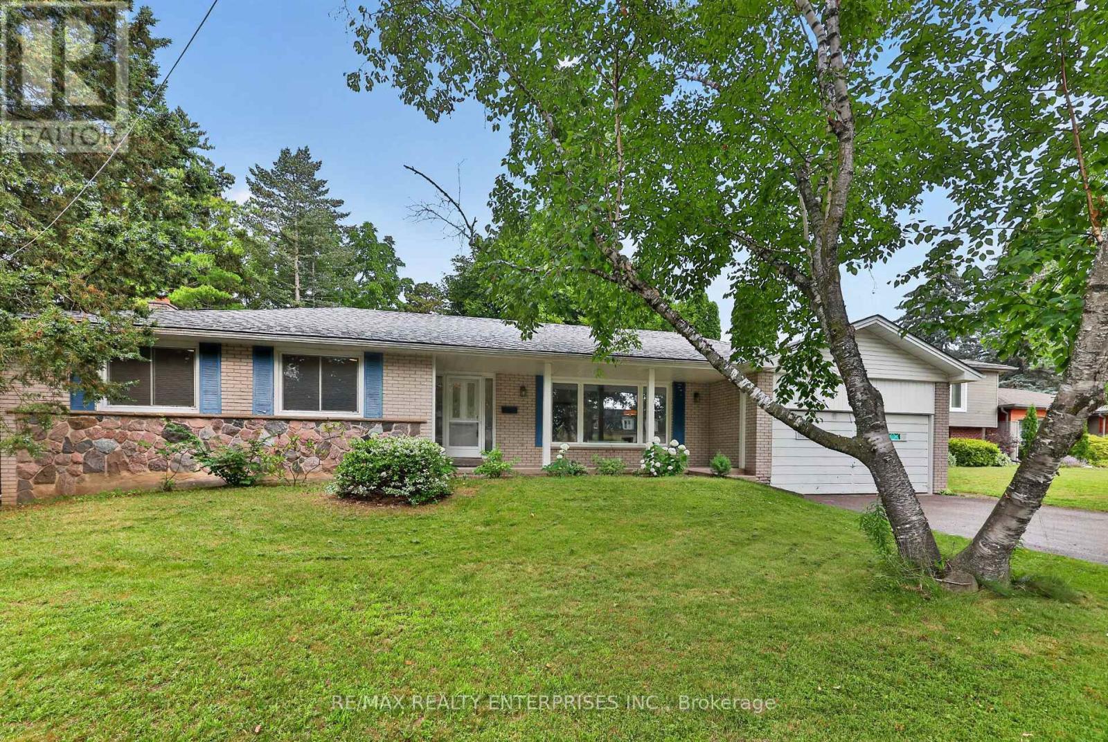 975 Cresthampton Lane, Mississauga, ON - Outdoor With Deck Patio Veranda