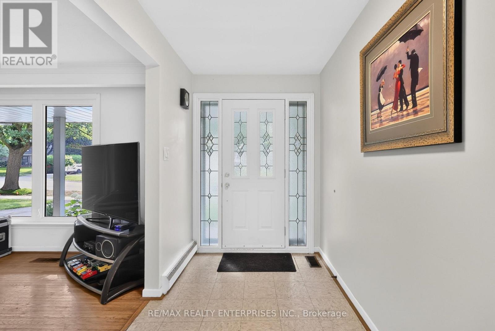 975 Cresthampton Lane, Mississauga, ON - Indoor Photo Showing Other Room