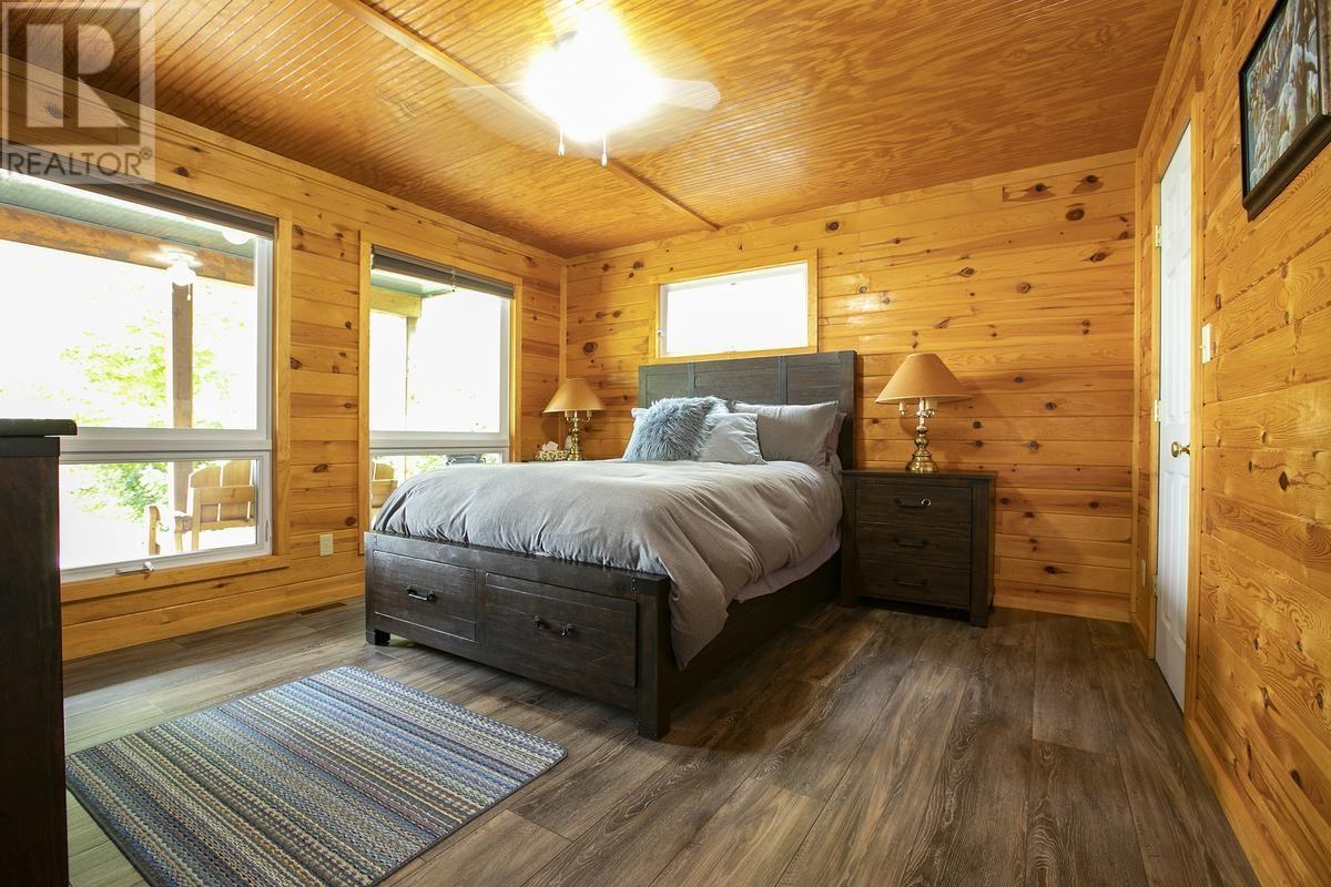 30A Stoney Point Rd, Batchawana Bay, ON - Indoor Photo Showing Bedroom