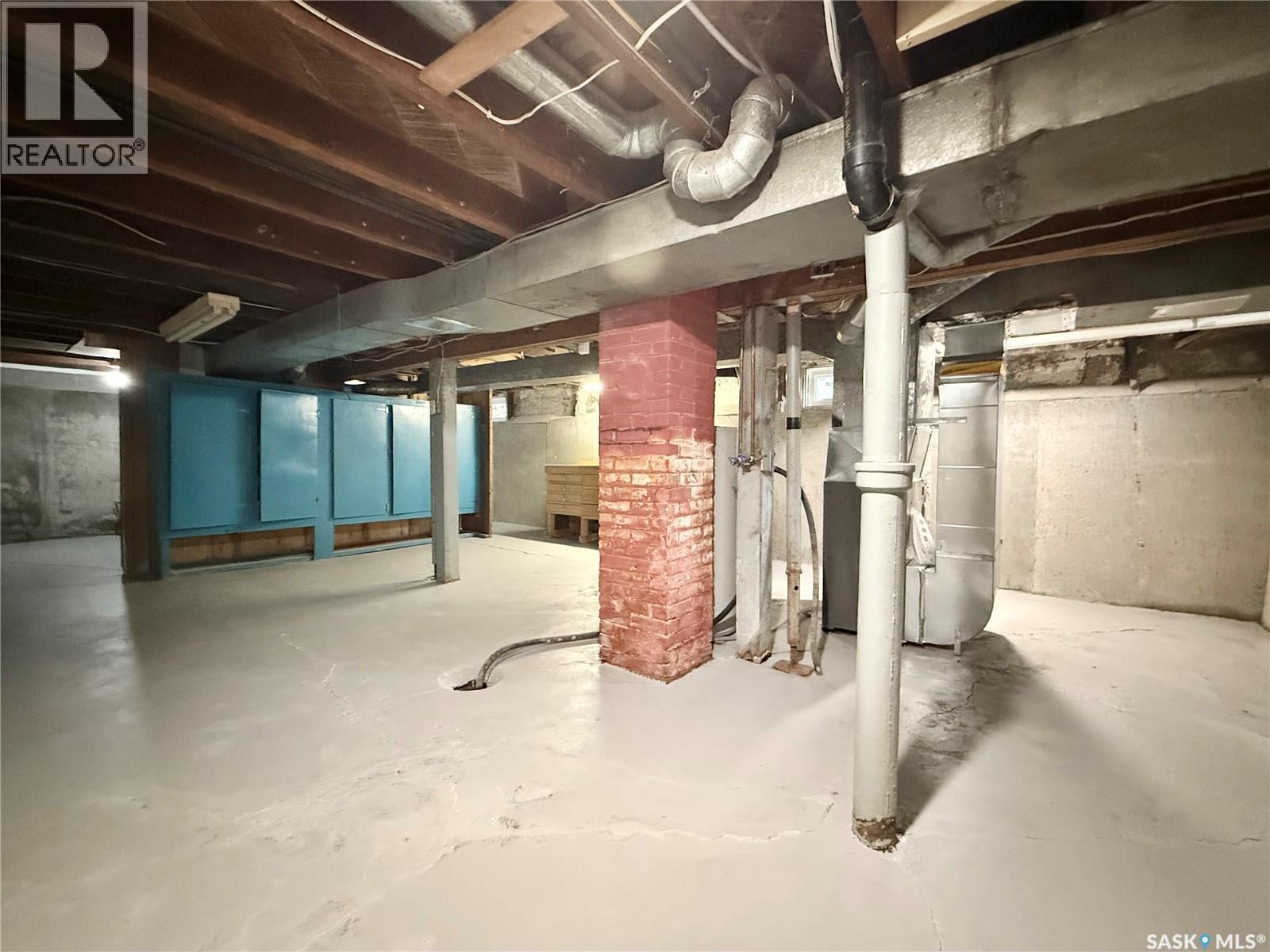 2471 Broder Street, Regina, SK - Indoor Photo Showing Basement