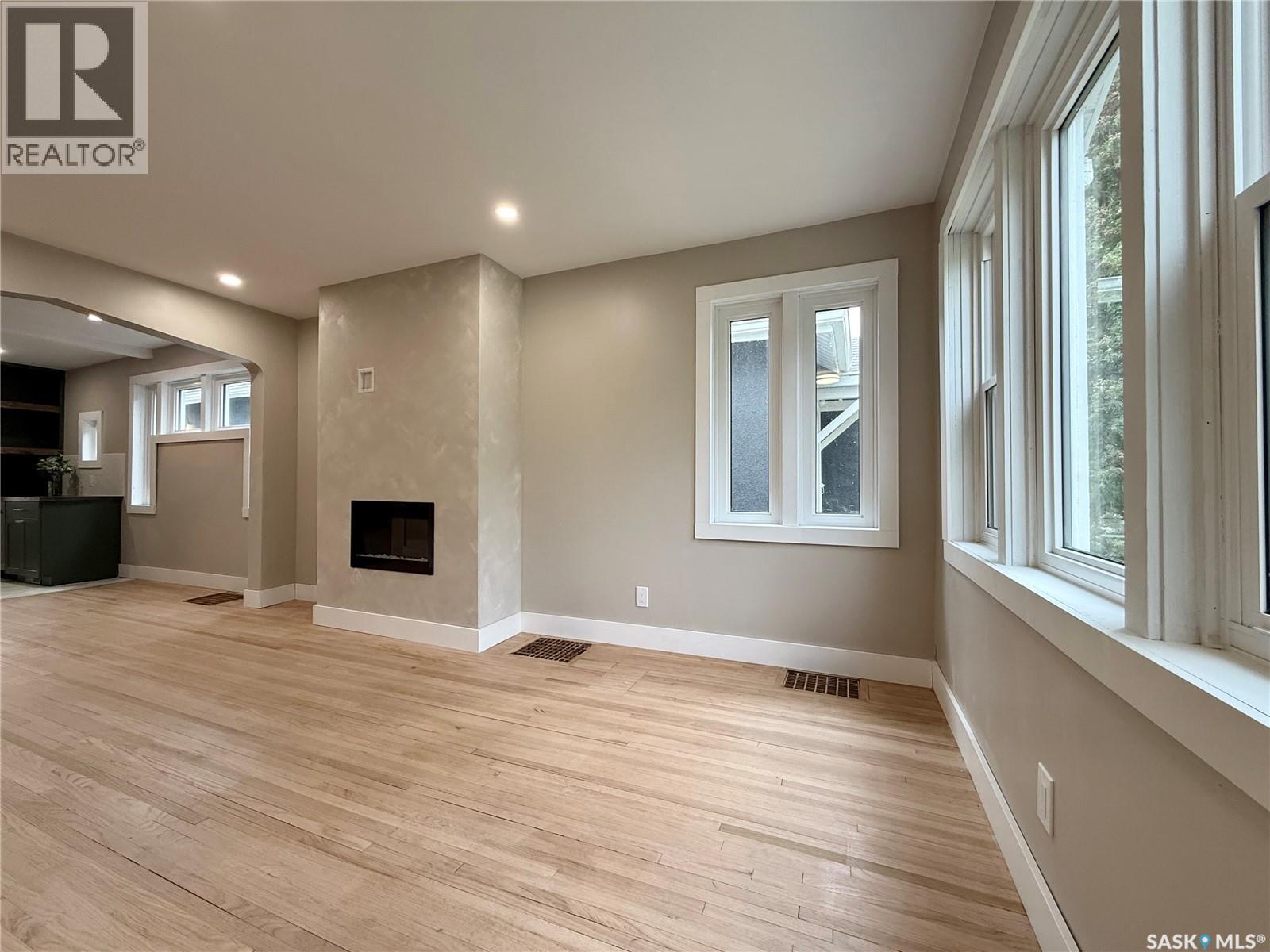 2471 Broder Street, Regina, SK - Indoor With Fireplace