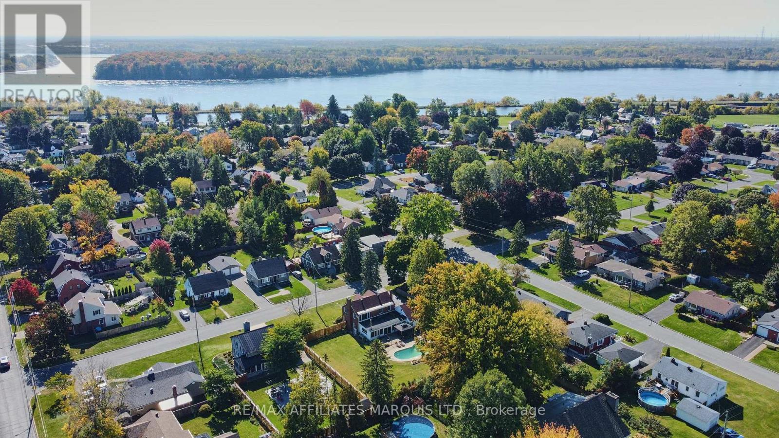 1603 Peter Street, Cornwall, ON - Outdoor With Body Of Water With View