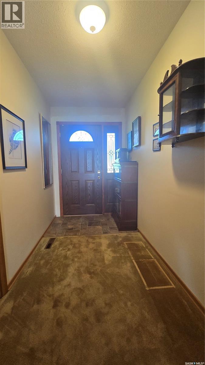 61 Moir Drive, Oxbow, SK - Indoor Photo Showing Other Room