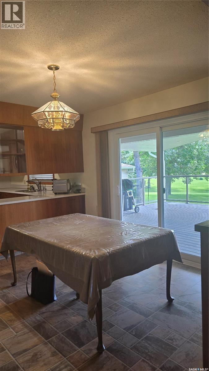 61 Moir Drive, Oxbow, SK - Indoor Photo Showing Other Room